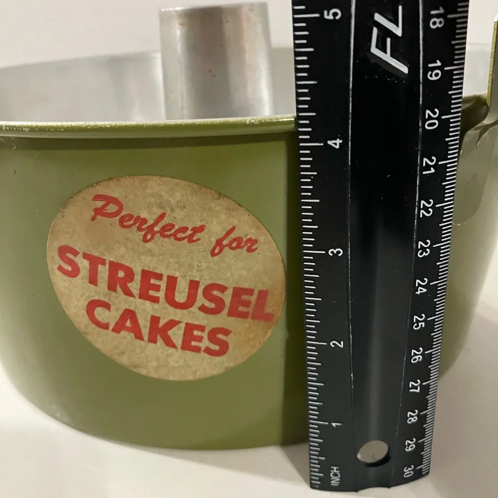Vintage Mirro Aluminum Angel Food Cake Pan Green with Original Sticker
